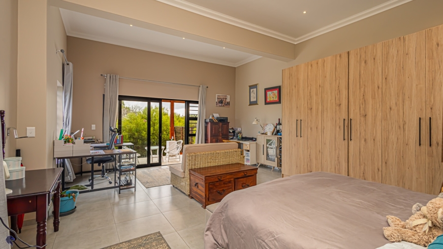 9 Bedroom Property for Sale in Long Acres Country Estate Western Cape